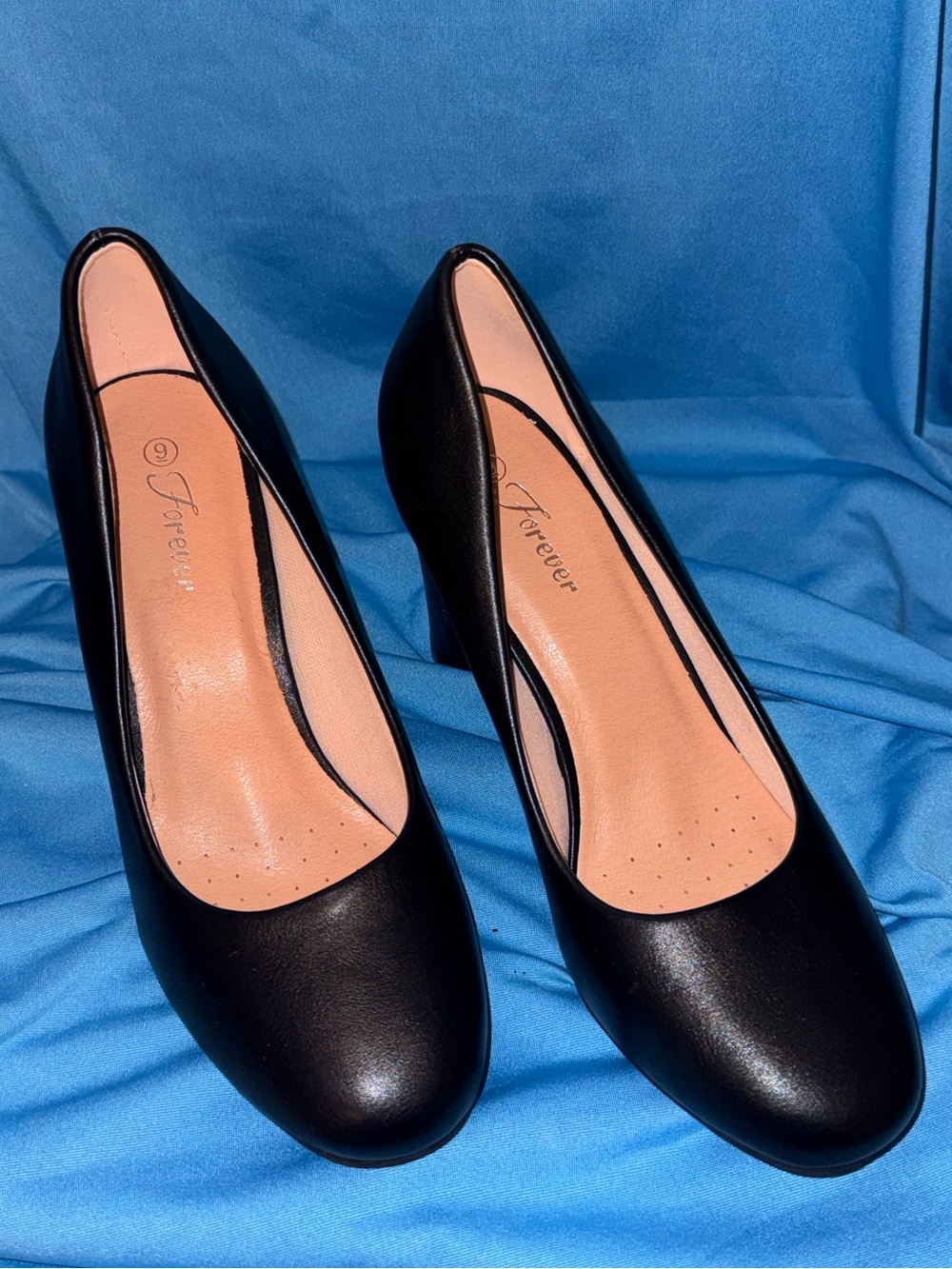 Forever Women’s Black Vegan Wedge Pumps Round-Toe Heels